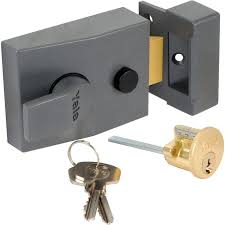 Night Latch Yale Lock